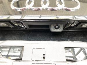 Kufatec Rückfahrkamera in Audi A3 eingebaut mit Anbindung an das Original Audi Radio